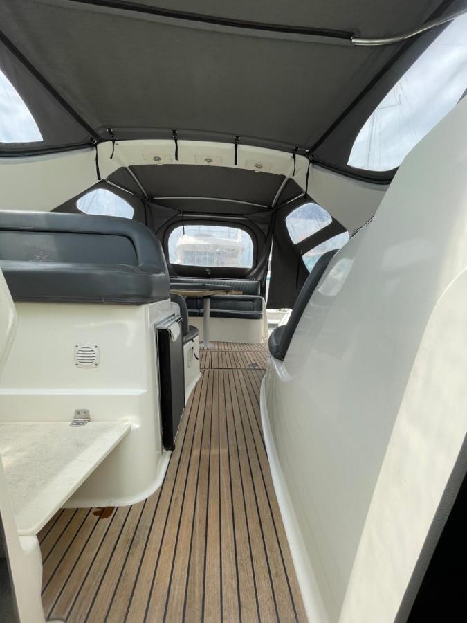 Une Nuit Sur Un Bateau Linge & Menage Inclus La Rochelle  Exteriér fotografie